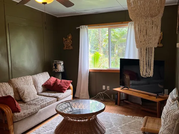 1349 Pueo St, Pahoa, HI 96778
