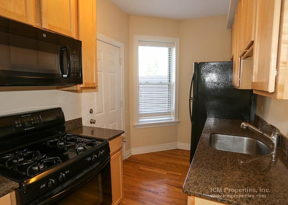 1st image of 1210 W Waveland Ave #Wv2