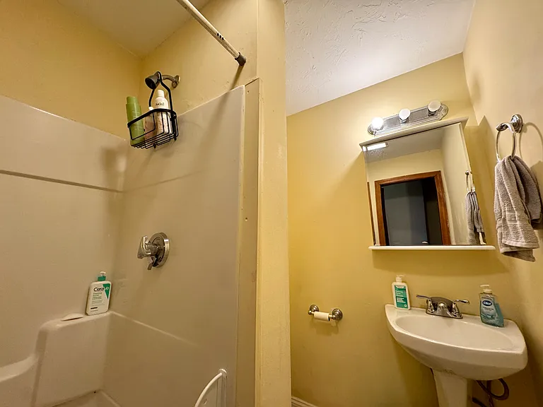 1516 Tremont St #3 — Photo 3
