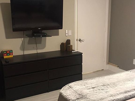 5th image of 3180 Coral Way APT 705