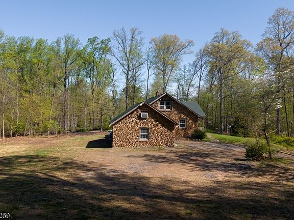 3rd image of 65 & 63 Hillcrest Rd