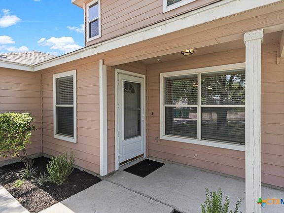 4th image of 527 Roosevelt Dr