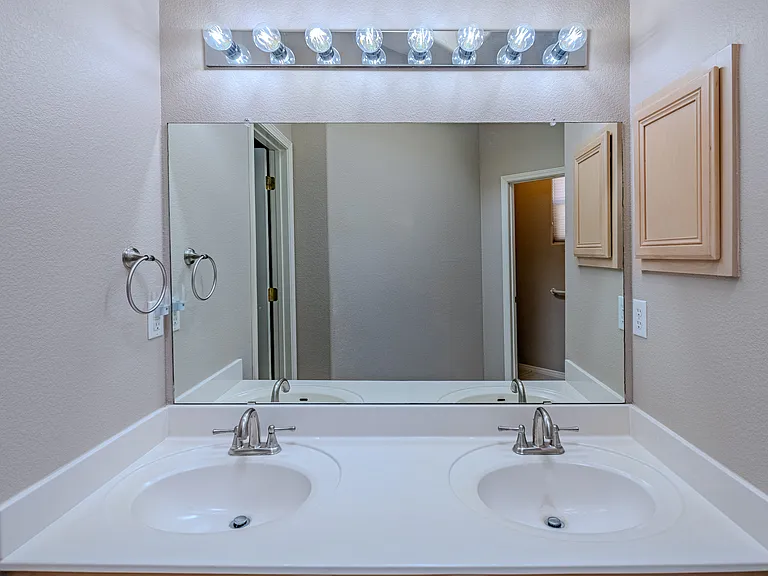 1124 Calle Corvo NE — Photo 22