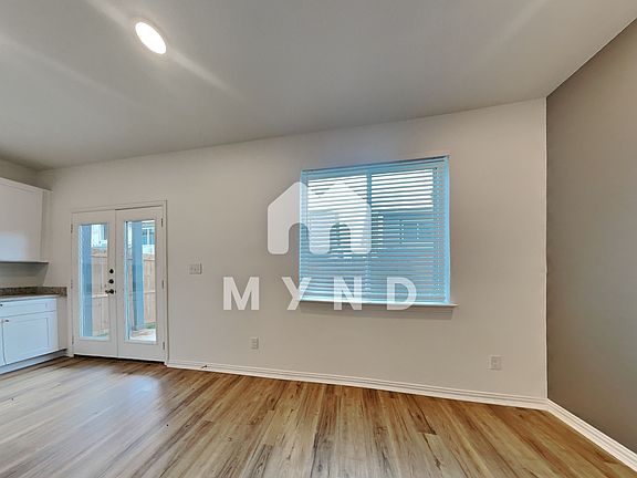 5th image of 1201 Boxwood Ln