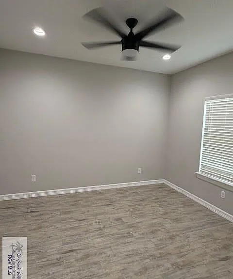 9206 Empress Ln — Photo 14
