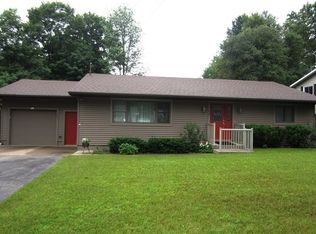 621 Craig St, Marquette, MI 49855