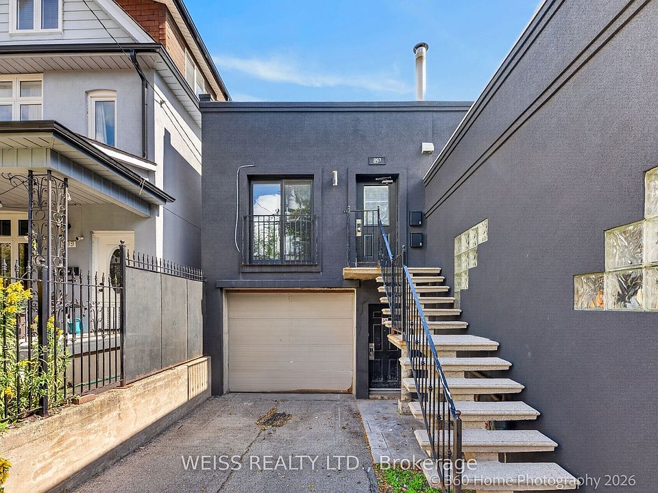 1st image of 897 Lansdowne Ave #2