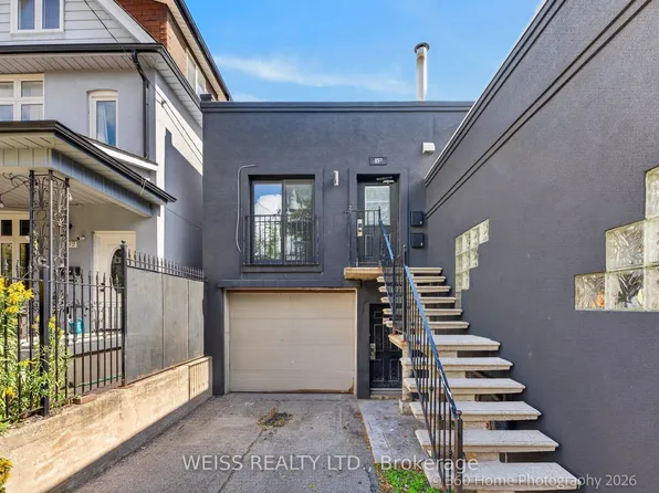 897 Lansdowne Ave #2, Toronto, ON M6H 3Z2