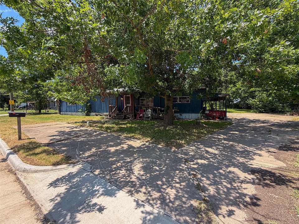 1st image of 719 E Bullock St