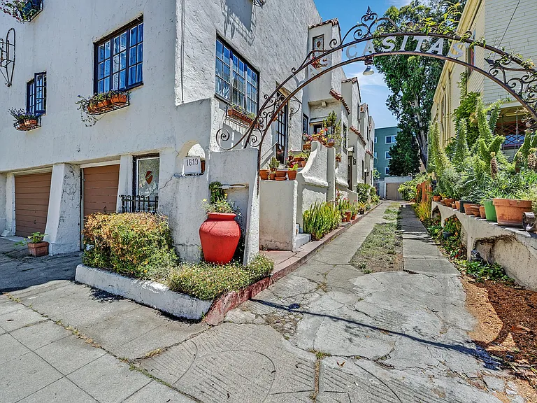 1619 Walnut St #C — Photo 4