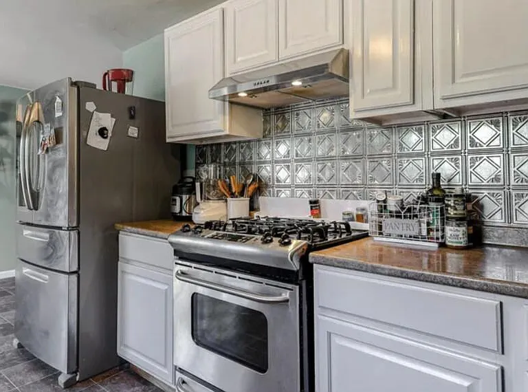 1548 Yale Ct — Photo 15