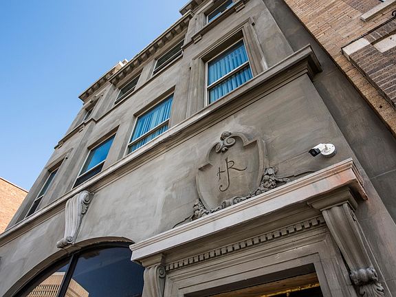 2nd image of 221 Elizabeth St #3