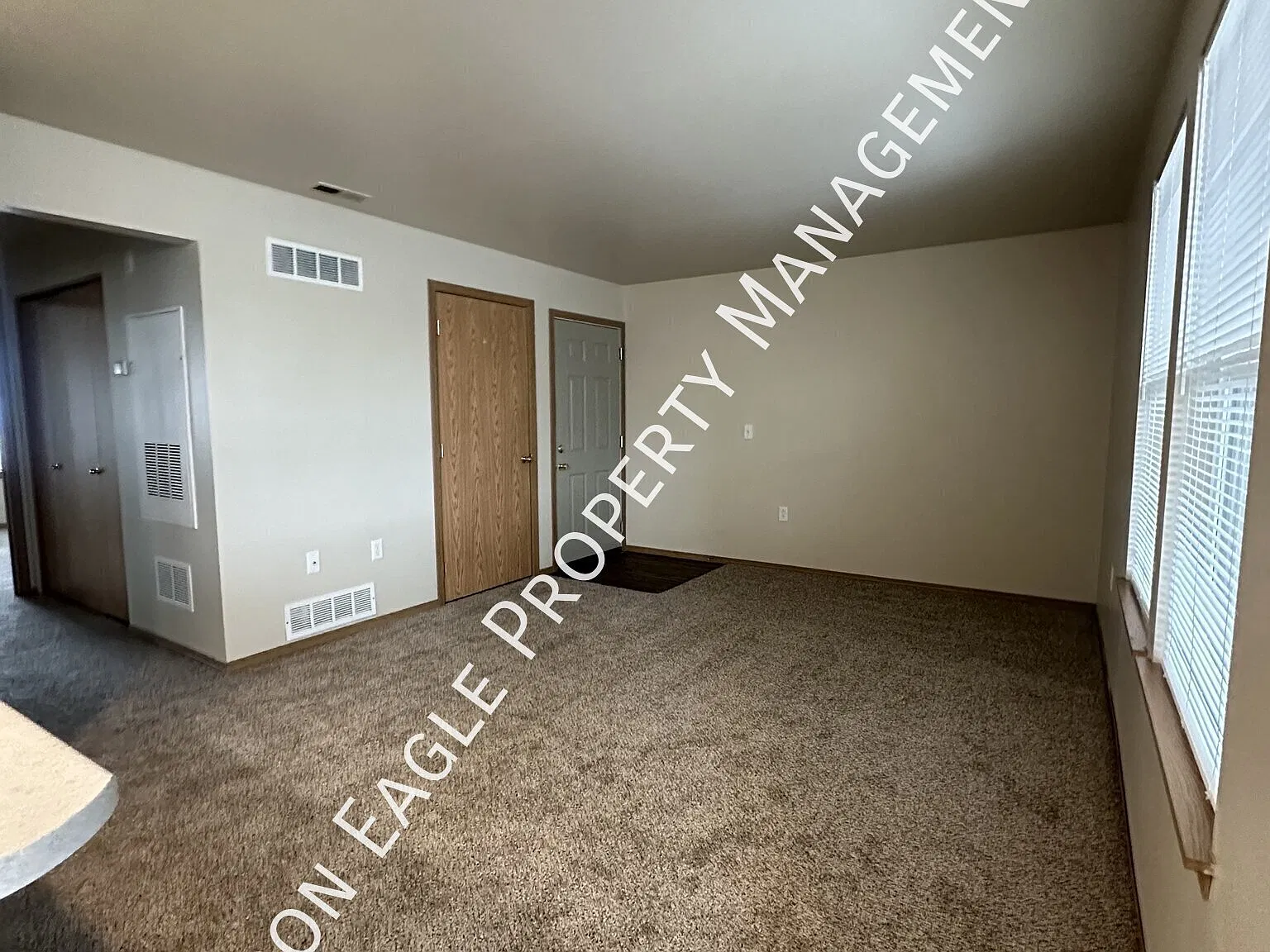 2 bed, 1.0 bath, $1,395 — Photo 2