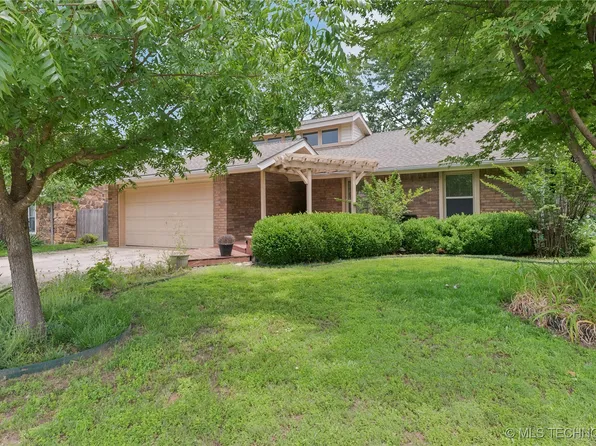 3021 S Ash Ave, Broken Arrow, OK 74012