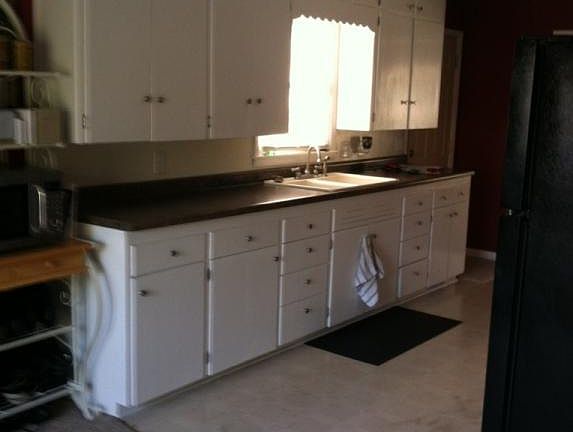 2nd image of 1651 Maplecrest Dr
