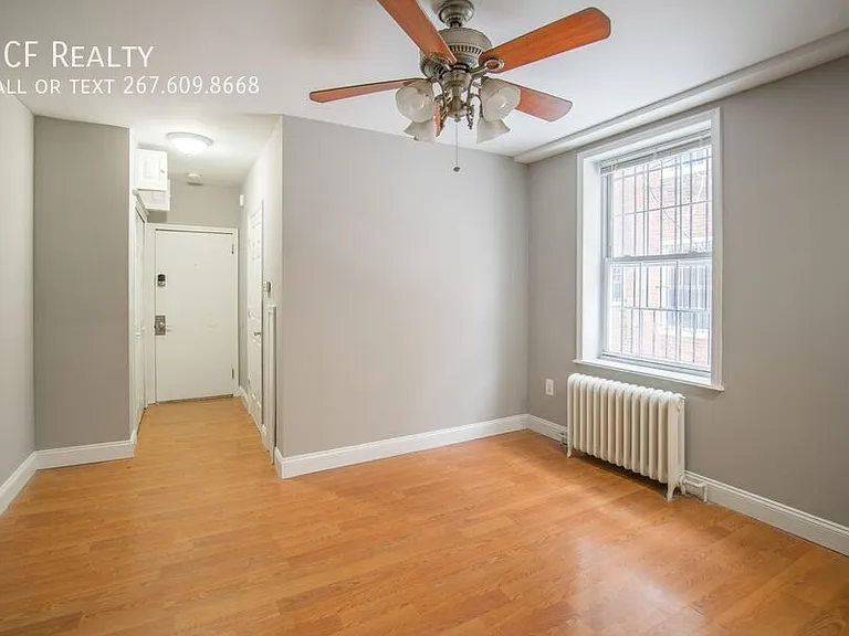 2123 Spring Garden St #1R — Photo 4