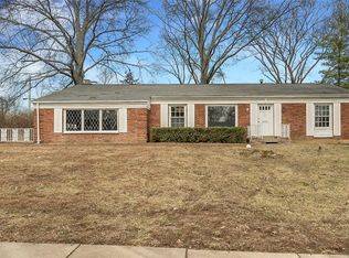 609 Scottsdale Rd, Saint Louis, MO 63122