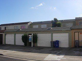 1st image of 979 Brusco Way