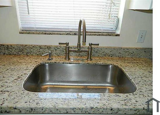 3rd image of 4521 NE 18th Ave