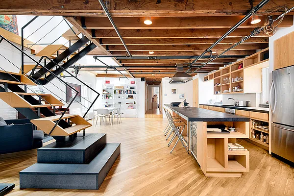 Rented by Vertex Realty Group LLC | media 1