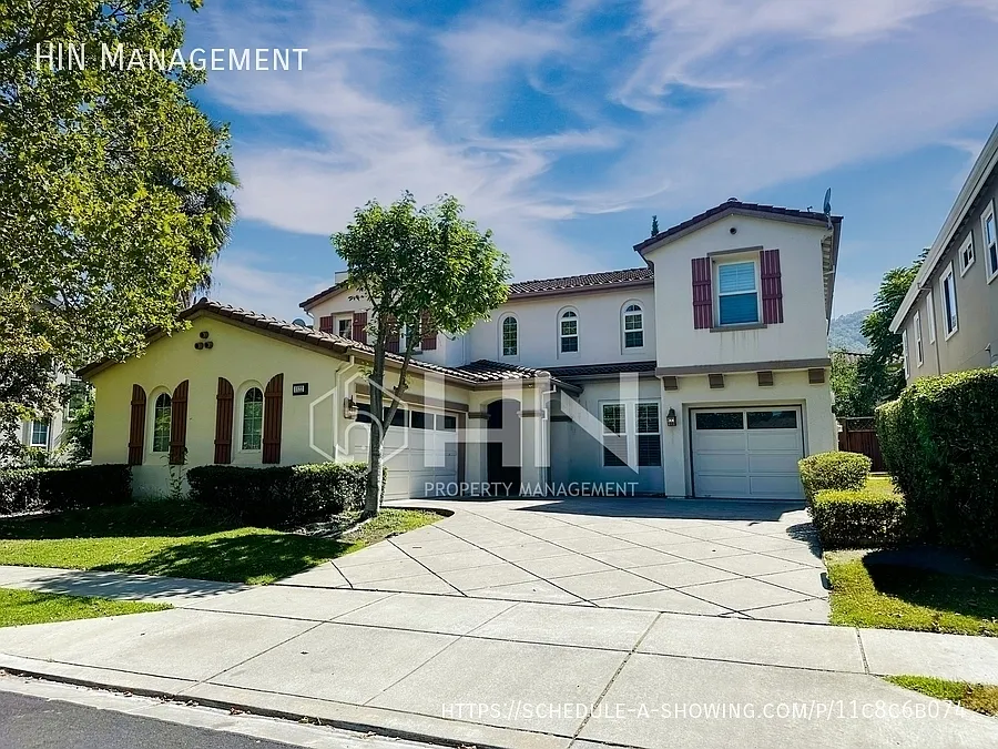 1122 W Lagoon Rd #-