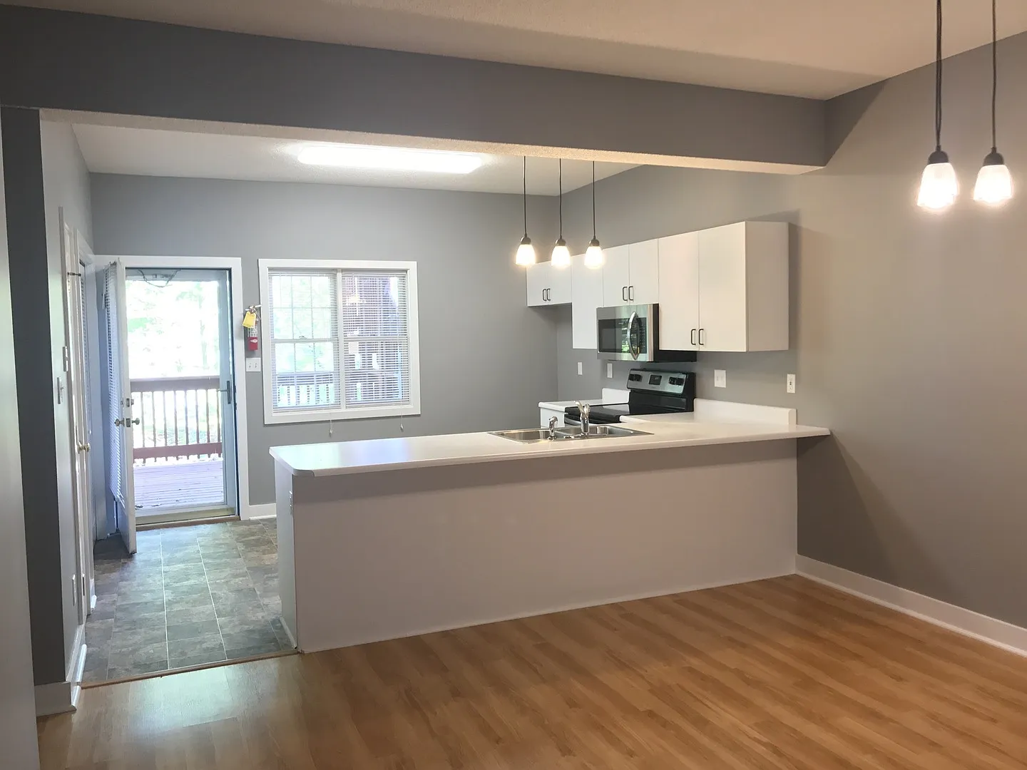 351 South Madison Street — Photo 2
