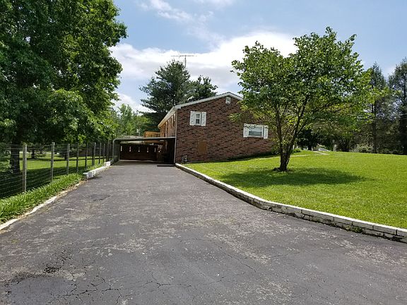 Second drive to basement 