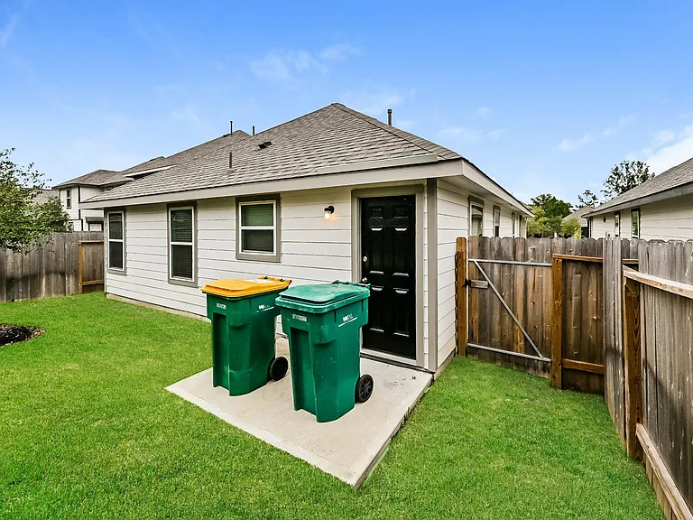 1216 Narrow Heights Dr — Photo 5