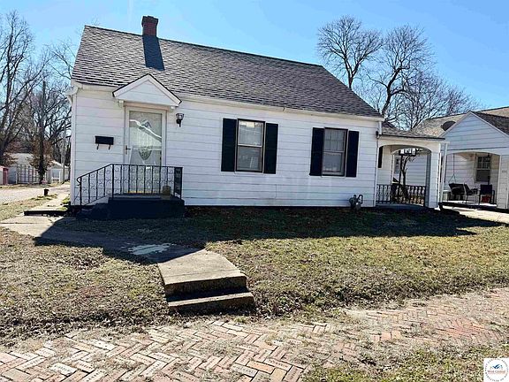 4th image of 707 W 10th St