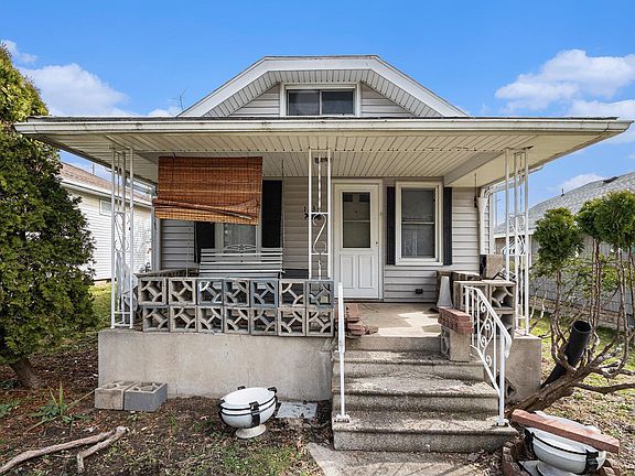 2nd image of 1134 N Kentucky St