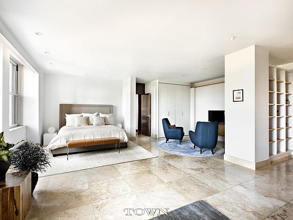 2nd image of 53 Liberty St #25B