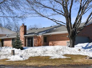 1885 Juneau Ln N, Plymouth, MN 55447
