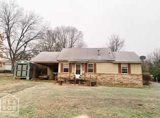 665 W 3rd St, Newark, AR 72562