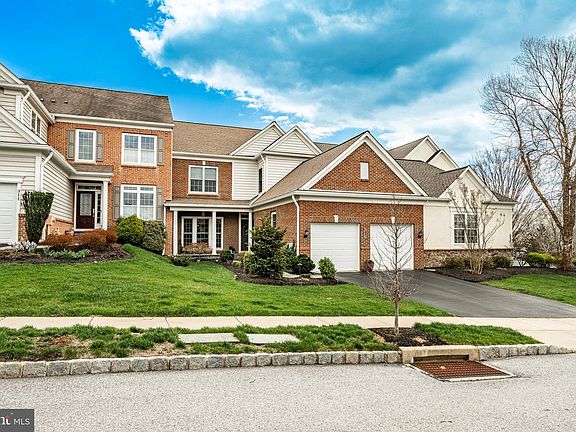 3rd image of 313 S Caldwell Cir