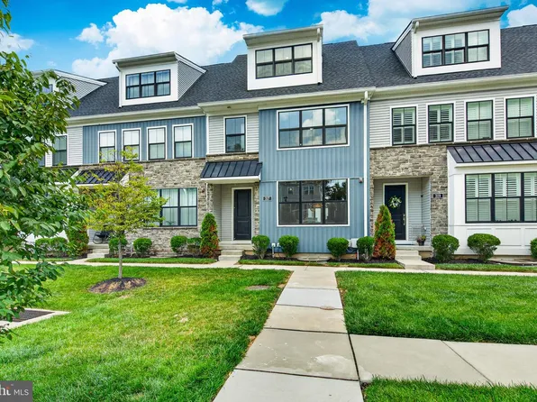 317 Star Tavern Ln, West Chester, PA 19382