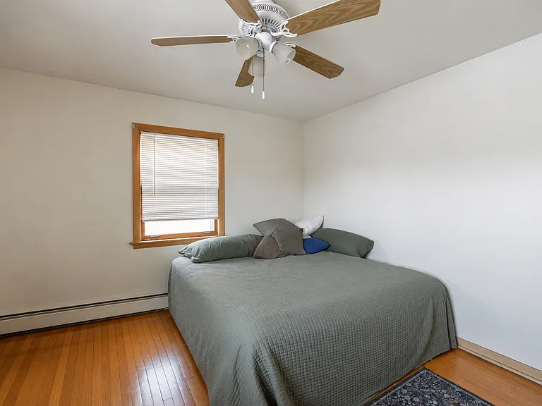 7330 39th St #3 — Photo 9