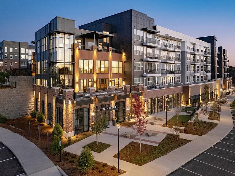 Mainstead at Century Farms Apartments — Photo 39