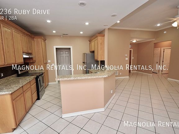 5th image of 2236 Ruby Dr