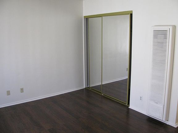 3rd image of 3744 Veteran Ave APT 4