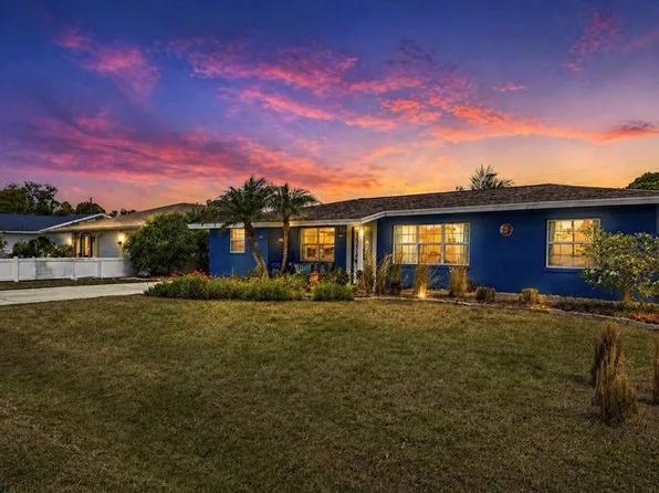 1320 Laurel Ave, Venice, FL 34285