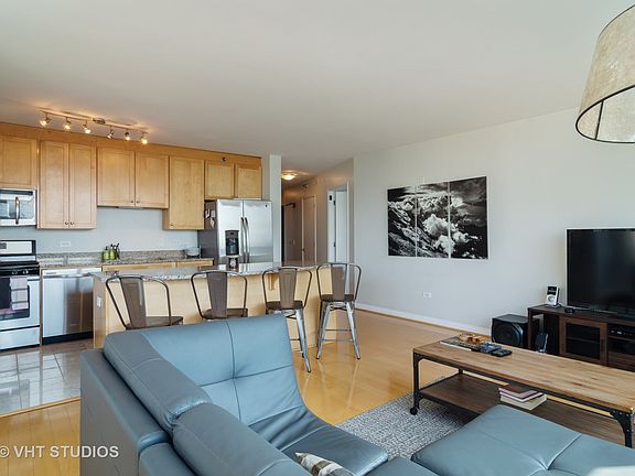 3rd image of 33 W Ontario St APT 18G