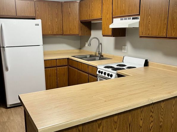 1038 Fond Du Lac Ave #210