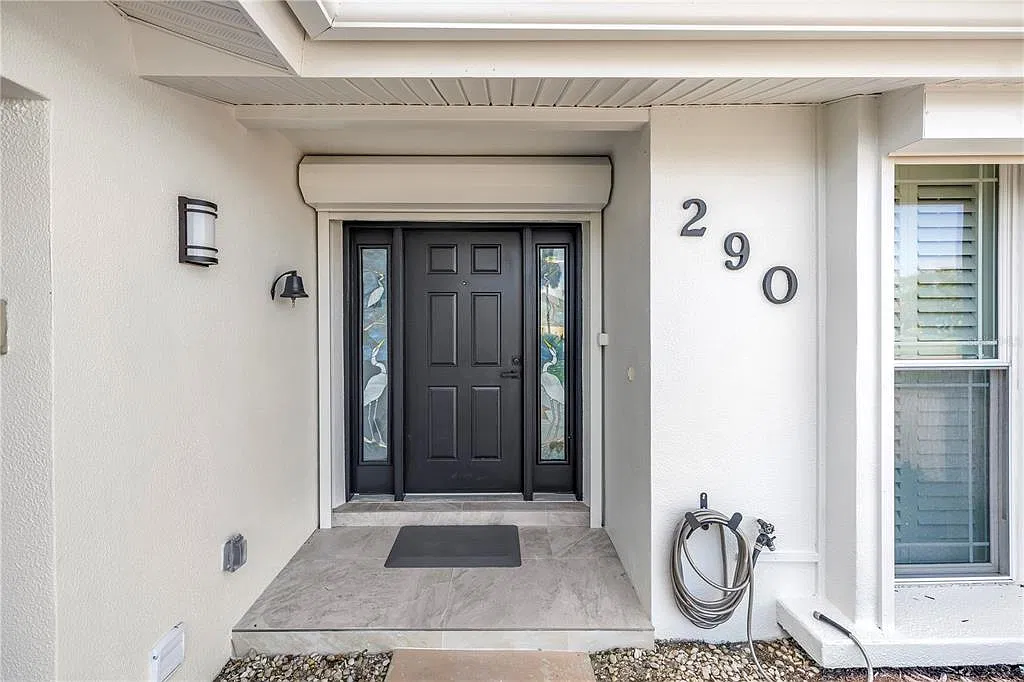 3 bed, 2.0 bath, 1742 sqft, $4,200 — Photo 4