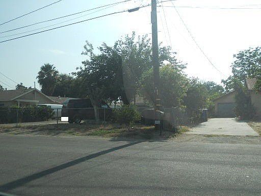 1st image of 7422 Los Feliz Dr