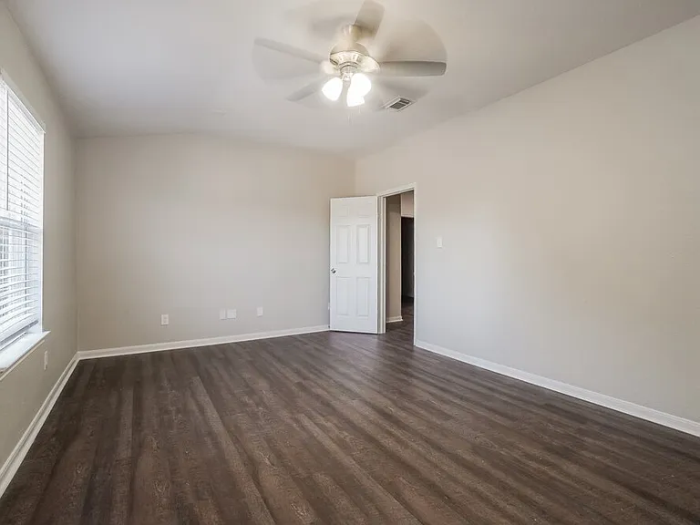 23503 Maple View Dr — Photo 12
