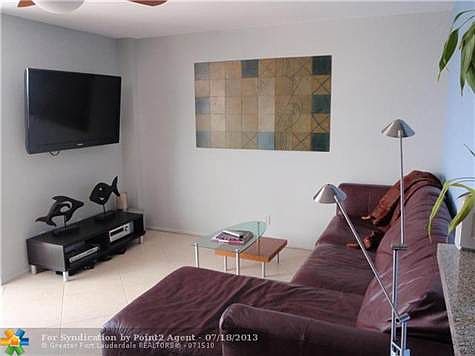 4th image of 1777 SE 15th St APT 311
