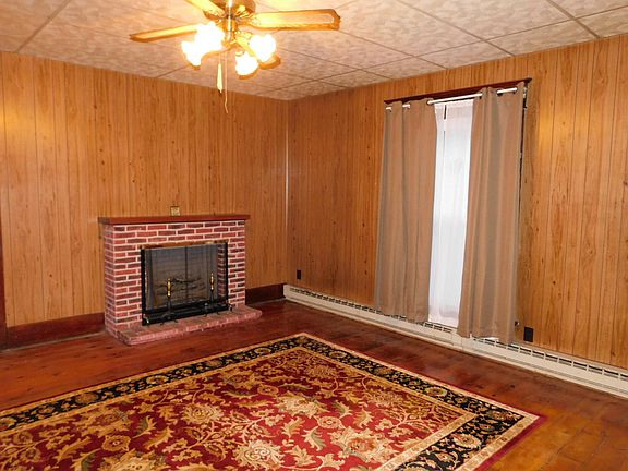4th image of 521 Jefferson St