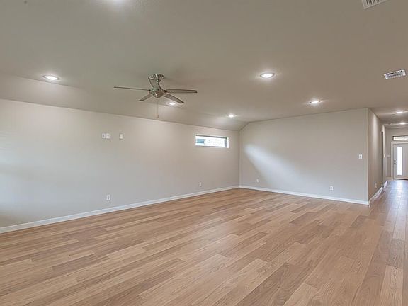 3rd image of 257 Hope Orchards Dr