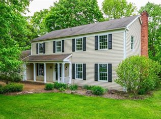 7500 Lascala Dr, Hudson, OH 44236