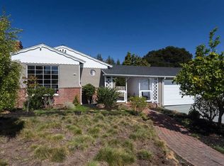 30 Gleneden Ave, Oakland, CA 94611